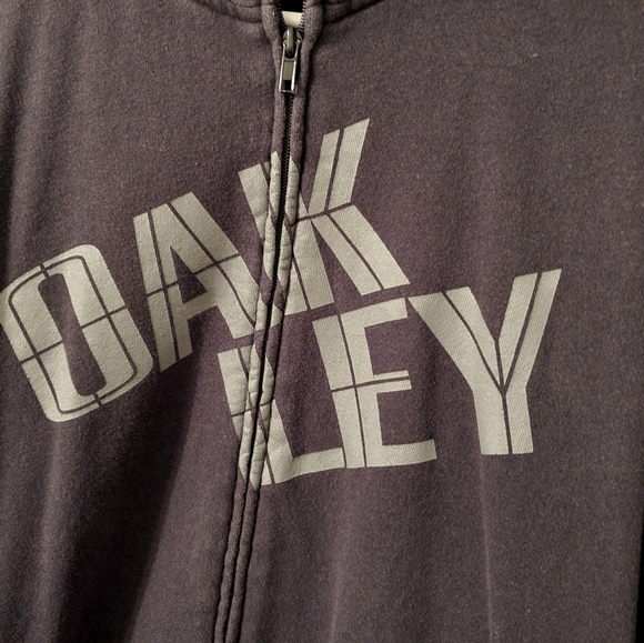 Men's Black Oakley Zip-Up Jacket - Picture 3 of 7